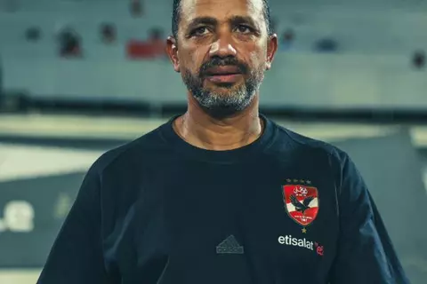 سامي قمصان يكشف موعد عودة وسام أبو علي وأشرف داري للأهلي